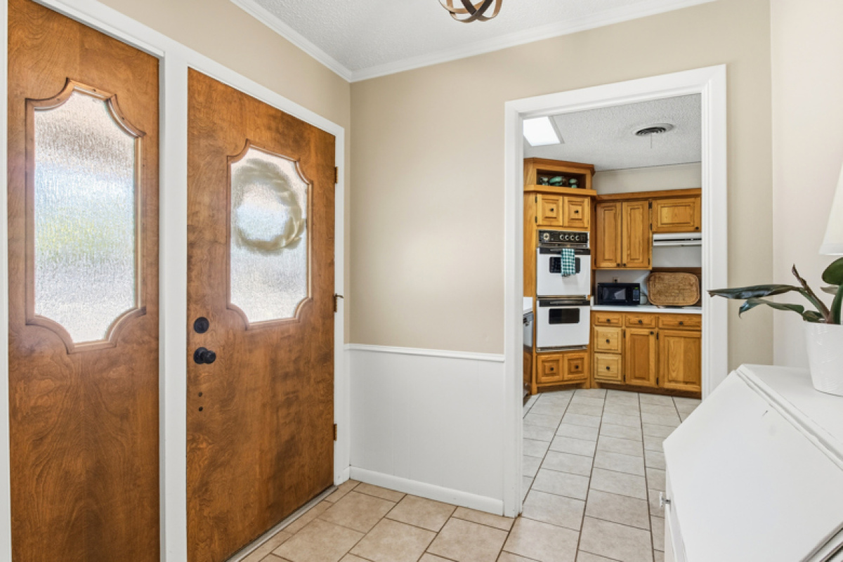 1201 Prairie Dr, Dalhart, Texas 79022, 3 Bedrooms Bedrooms, ,2 BathroomsBathrooms,Single Family Home,Active Listings,Prairie Dr,1197