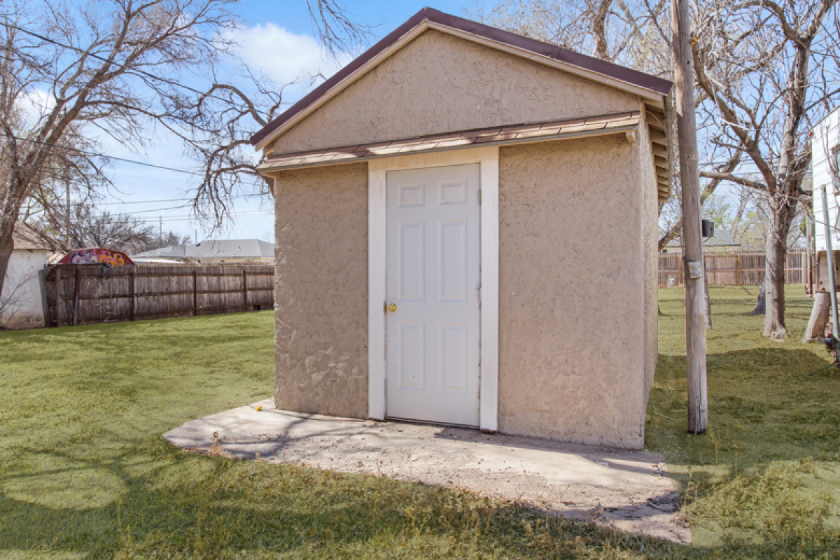 910 Olive Ave, Dalhart, Texas 79022, 2 Bedrooms Bedrooms, ,1 BathroomBathrooms,Single Family Home,Active Listings,Olive Ave,1199