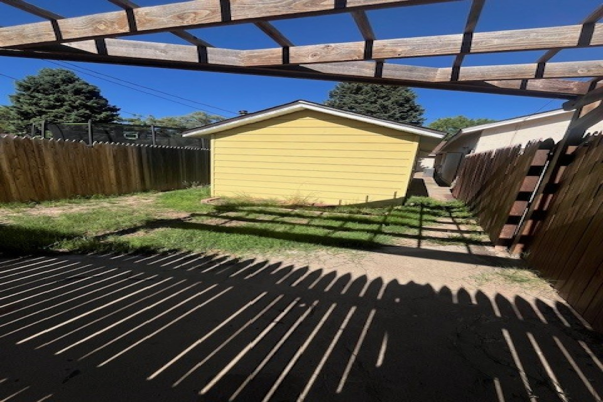 1316 Denver, Dalhart, Texas 790022, 3 Bedrooms Bedrooms, ,2 BathroomsBathrooms,Single Family Home,Active Listings,Denver,1205