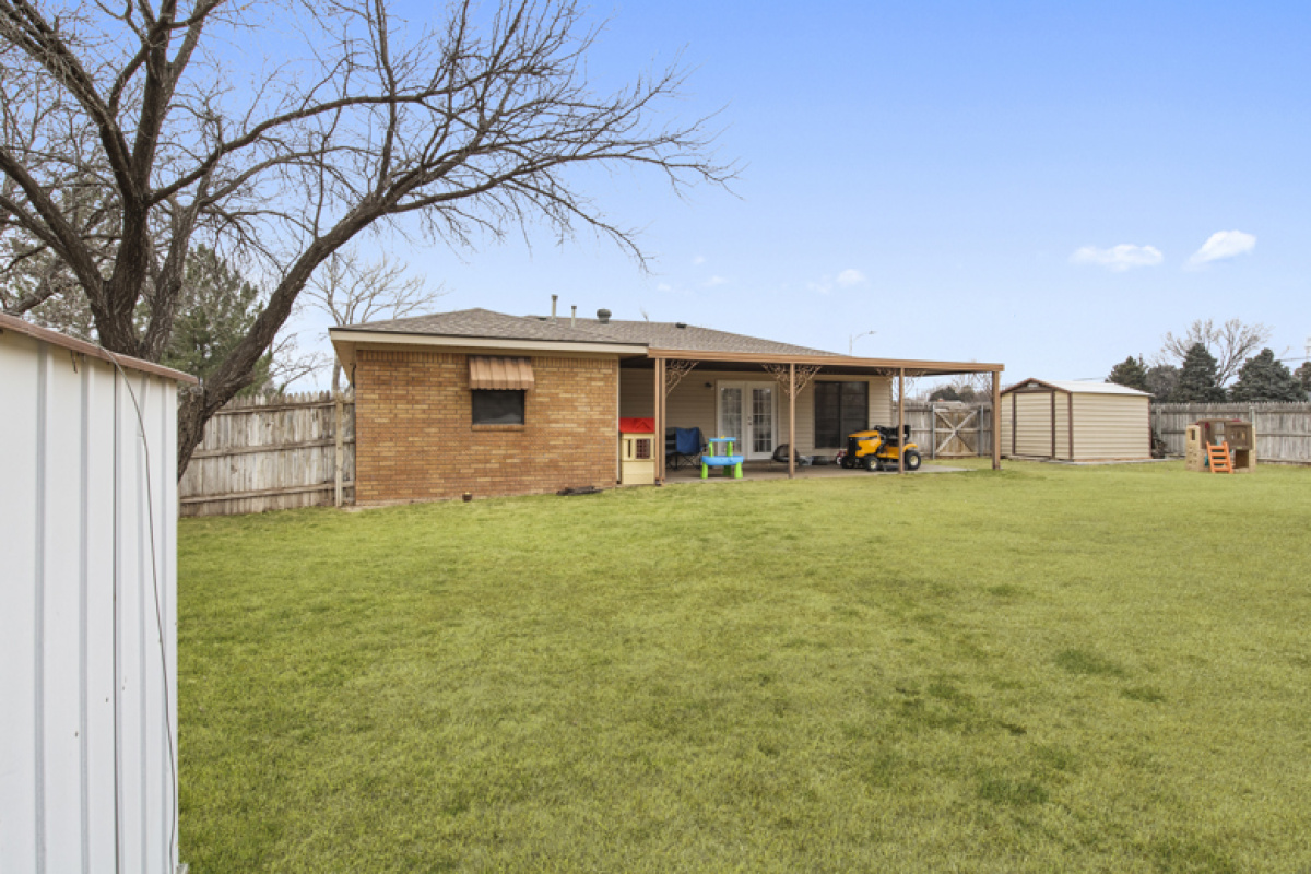 Apache Dr 1601, Dalhart, Texas 79022, 3 Bedrooms Bedrooms, ,1 BathroomBathrooms,Single Family Home,Active Listings,1601,1207