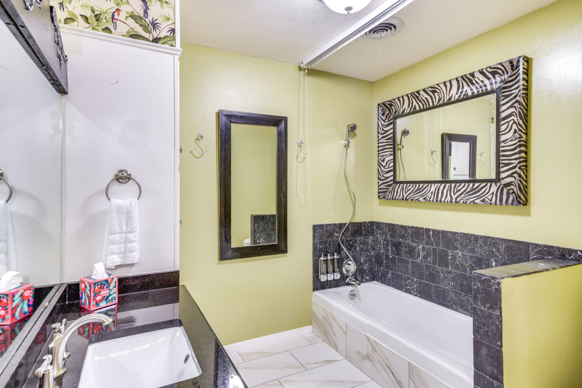 1512 Yucca Dr, Dalhart, Texas 79022, 4 Bedrooms Bedrooms, ,3 BathroomsBathrooms,Single Family Home,Active Listings,Yucca Dr,1208