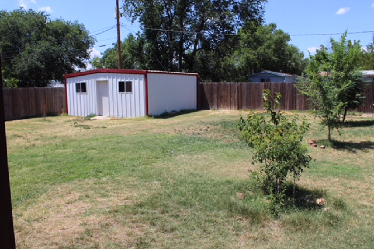 E 6th 1513, Dalhart, Texas 79022, 4 Bedrooms Bedrooms, ,2 BathroomsBathrooms,Single Family Home,Sold Listings,1513,1016