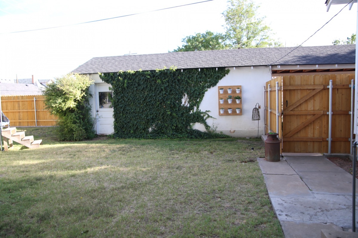 715 Denver Ave, Dalhart, Texas, 3 Bedrooms Bedrooms, ,1 BathroomBathrooms,Single Family Home,Sold Listings,Denver Ave,1023