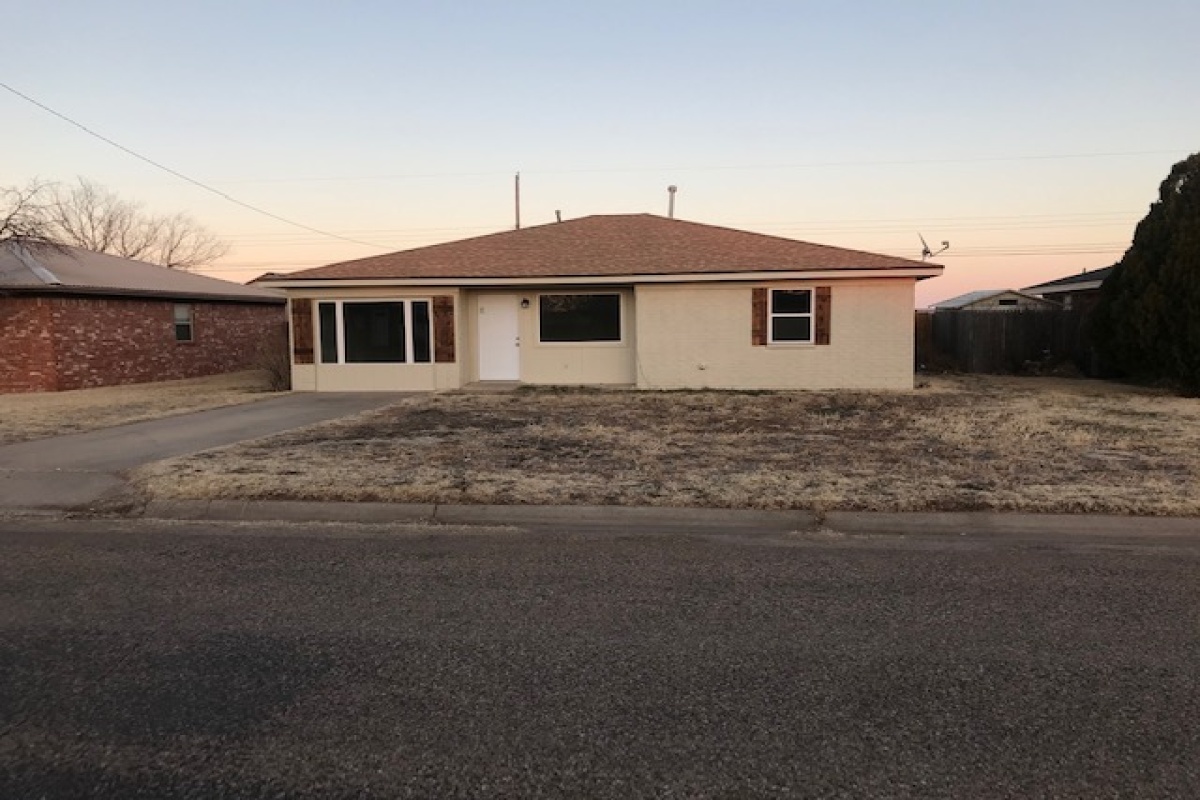 605 Sagebrush, Dalhart, Texas 79022, 3 Bedrooms Bedrooms, ,2 BathroomsBathrooms,Single Family Home,Rental Listings,Sagebrush,1050