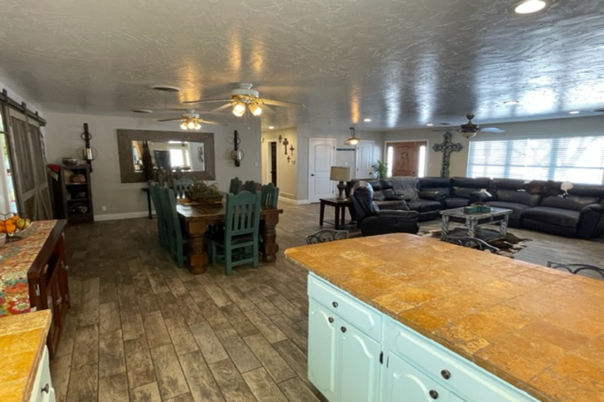 3020 Canyon Trail, Dalhart, Texas 79022, 3 Bedrooms Bedrooms, ,1.75 BathroomsBathrooms,Single Family Home,Sold Listings,Canyon Trail,1056