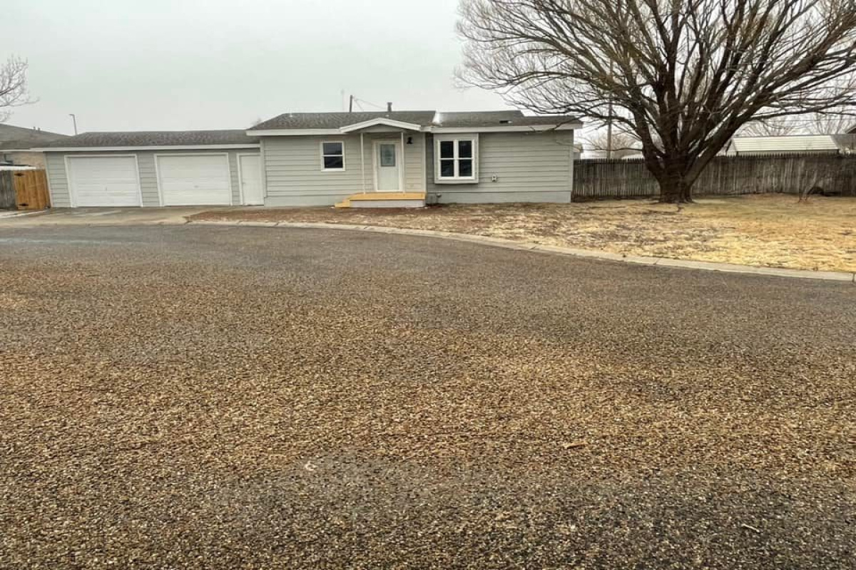 606 Jenny Lane, Dalhart, Texas 79022, 3 Bedrooms Bedrooms, ,2 BathroomsBathrooms,Single Family Home,Sold Listings,Jenny Lane,1058