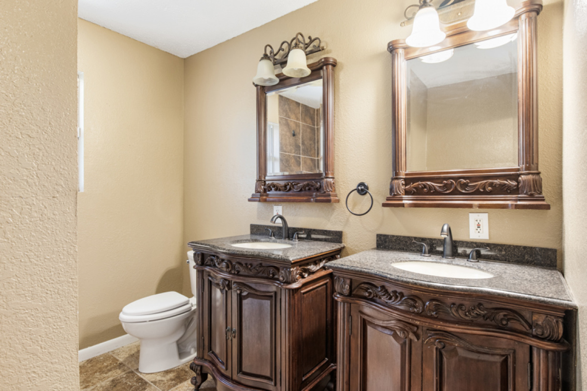 1602 Oak Ave, Dalhart, Texas 79022, 4 Bedrooms Bedrooms, ,2 BathroomsBathrooms,Single Family Home,Sold Listings,Oak Ave,1059