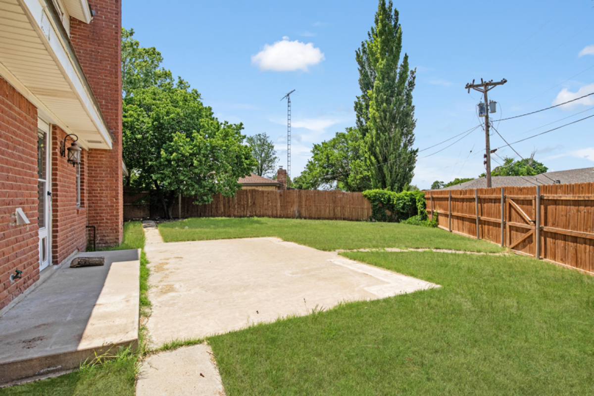 1602 Oak Ave, Dalhart, Texas 79022, 4 Bedrooms Bedrooms, ,2 BathroomsBathrooms,Single Family Home,Sold Listings,Oak Ave,1059