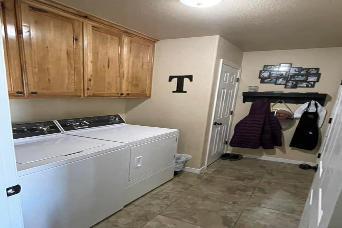 1812 Wagon Trial Road, Dalhart, Texas 79022, 3 Bedrooms Bedrooms, ,2 BathroomsBathrooms,Single Family Home,Sold Listings,Wagon Trial Road,1061