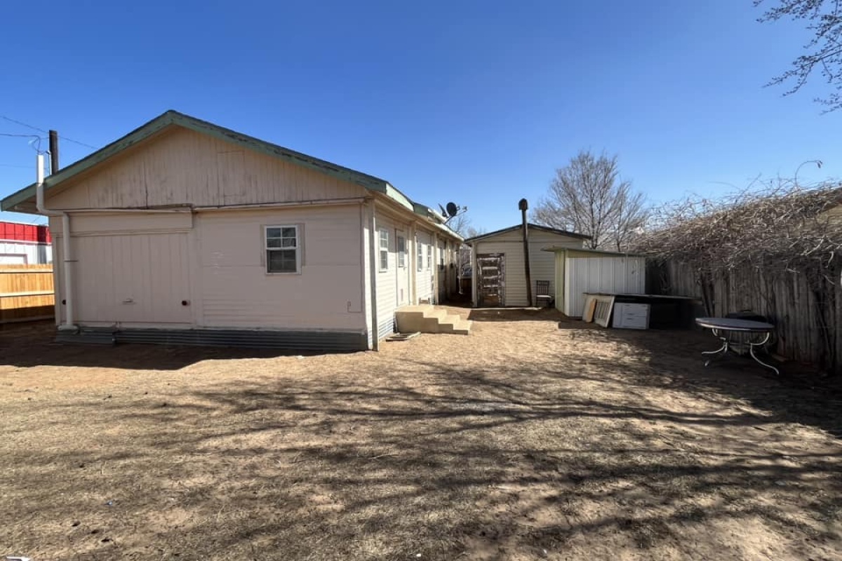 714 Cherry, Dalhart, Texas 79022, 2 Bedrooms Bedrooms, ,1 BathroomBathrooms,Single Family Home,Sold Listings,Cherry,1085